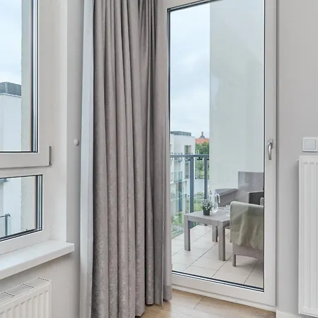 Apartman Stylish Na Grobli With Balcony By Renters